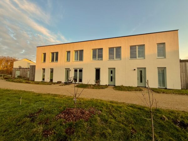 Voorkant blok Woongaard 19